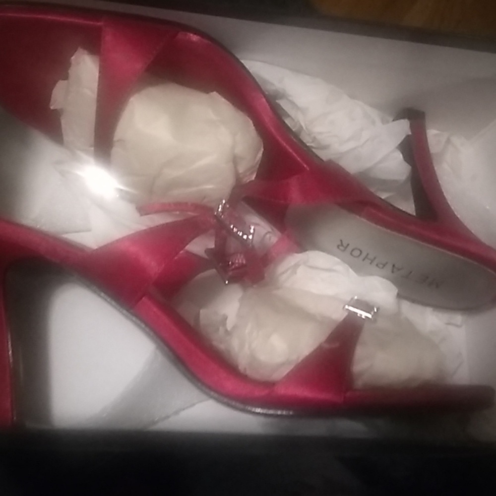 Shoes - Picture 3 of 3